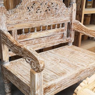 carving daybed or chair
